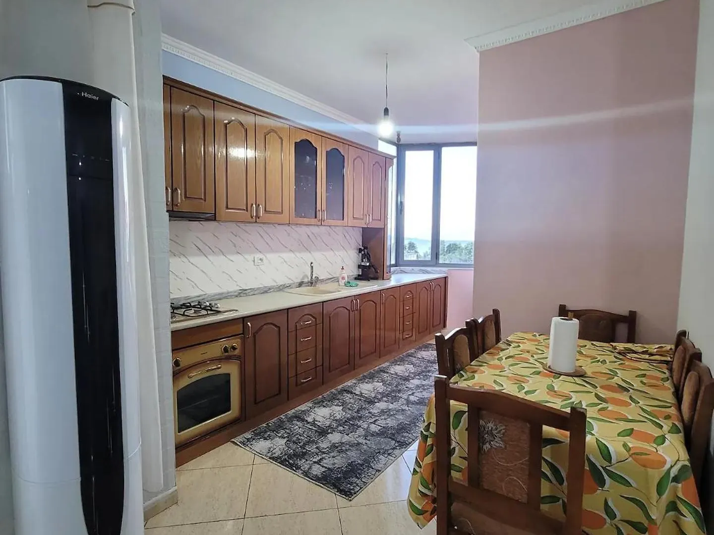 Apartment Pogradec, Hidden Gem With Panoramic Views!